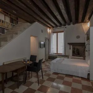 Ca'barbarigo Apartment