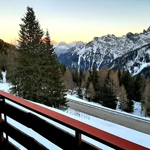 Appartamento Casa Aq28 Sulle Piste Da Sci, Falcade